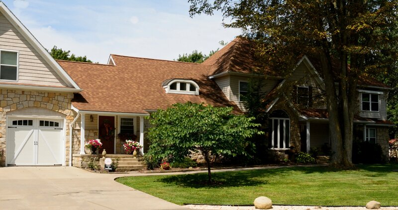 Single-family House — Green, Serene