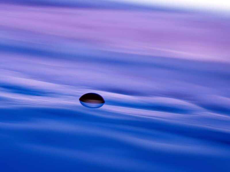 Single Water Droplet — Blue