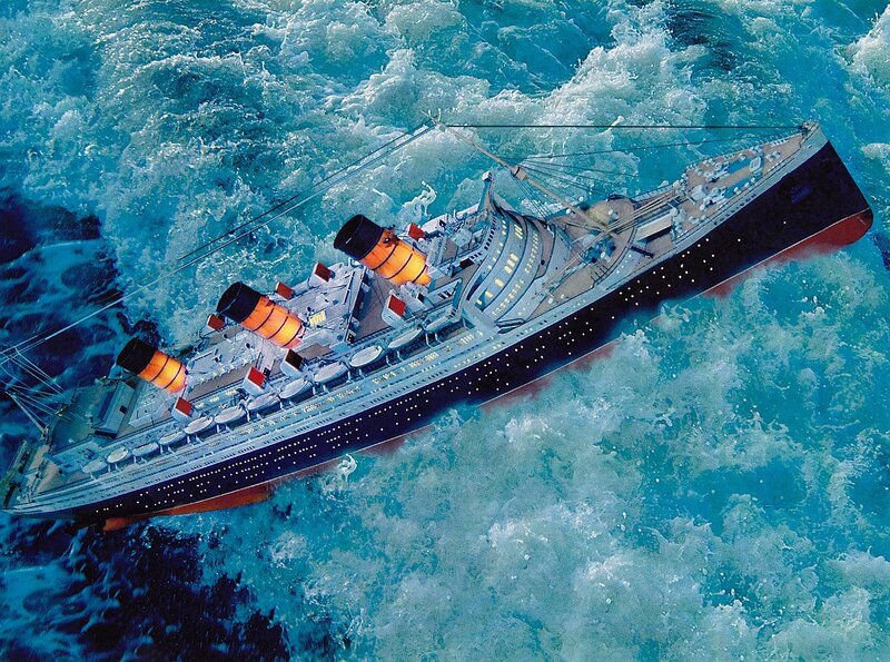 Sinking Ocean Liner — Blue