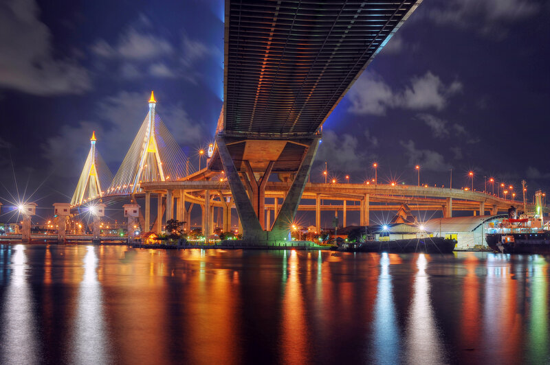 Sirisak Bridge at Night