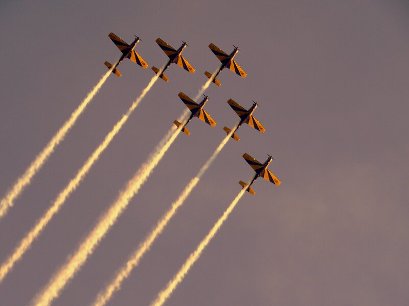 Six Planes in Formation — Yellow