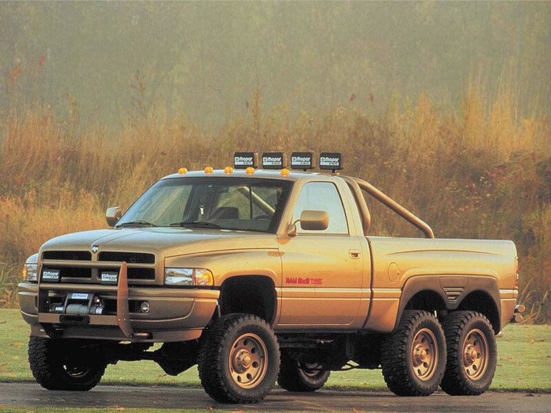 six-wheel pickup truck