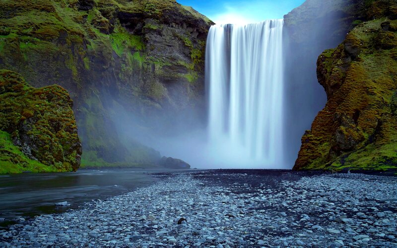 Skógafoss Waterfall — Green, Serene