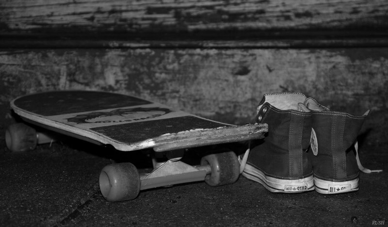 Skateboard and Sneakers — Black