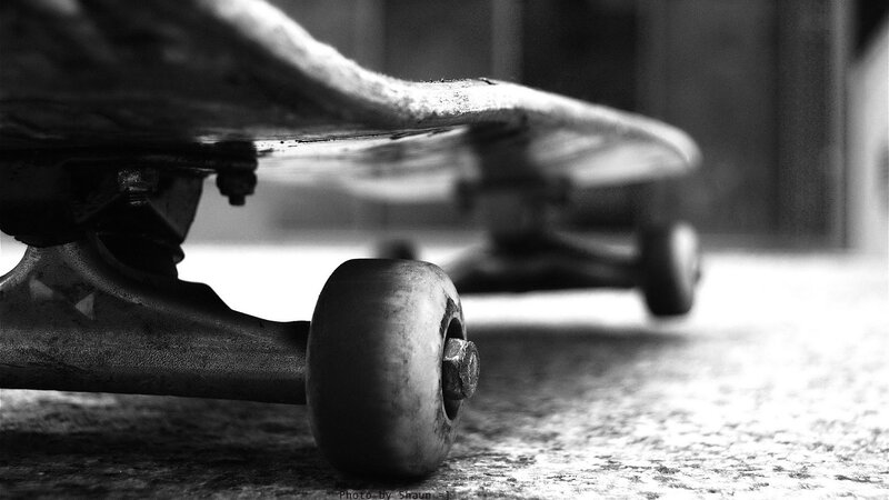 Skateboard on Pavement — Black