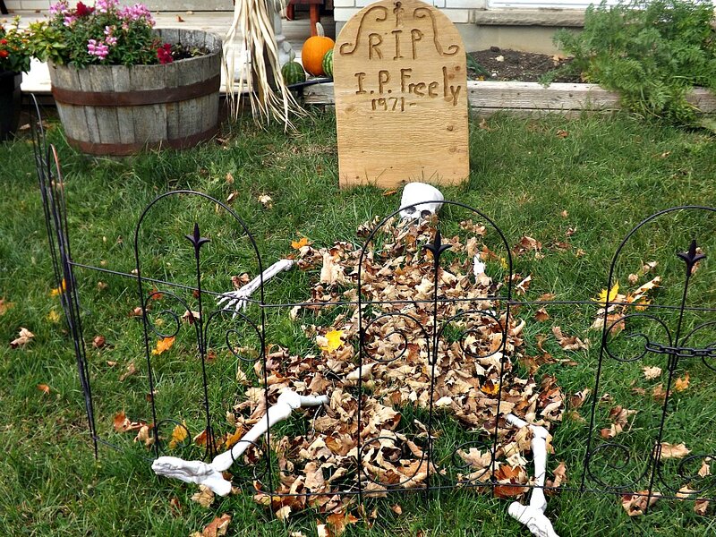 Skeleton in Yard