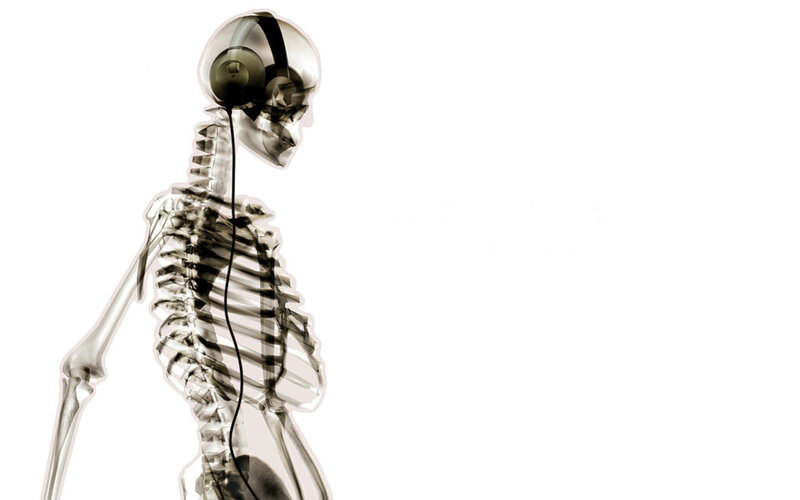 Skeleton Wearing Headphones — White, Neutral