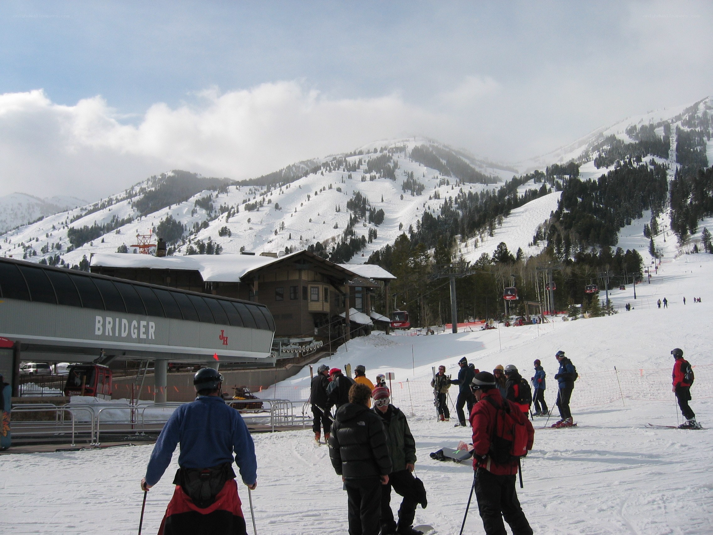 Skiers at Bridger ski resort