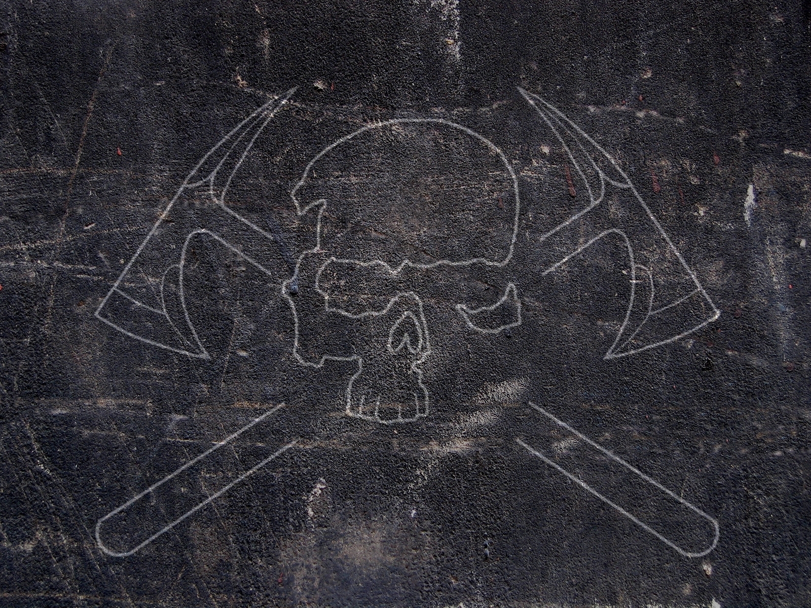 skull and axes graffiti