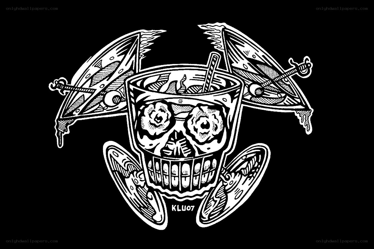 skull drink with wings