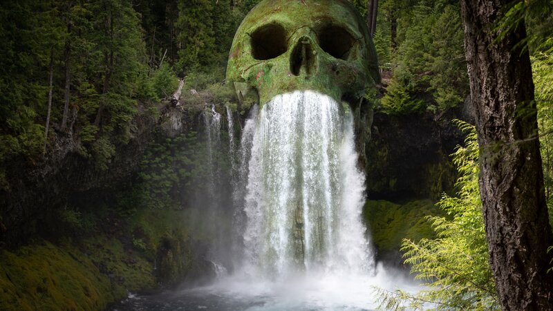 Skull-shaped Waterfall — Green