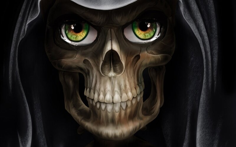 skull with green eyes