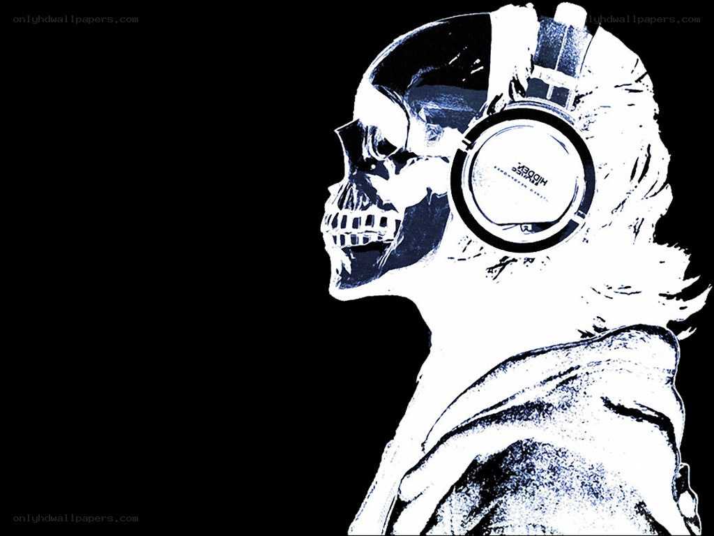 skull with headphones