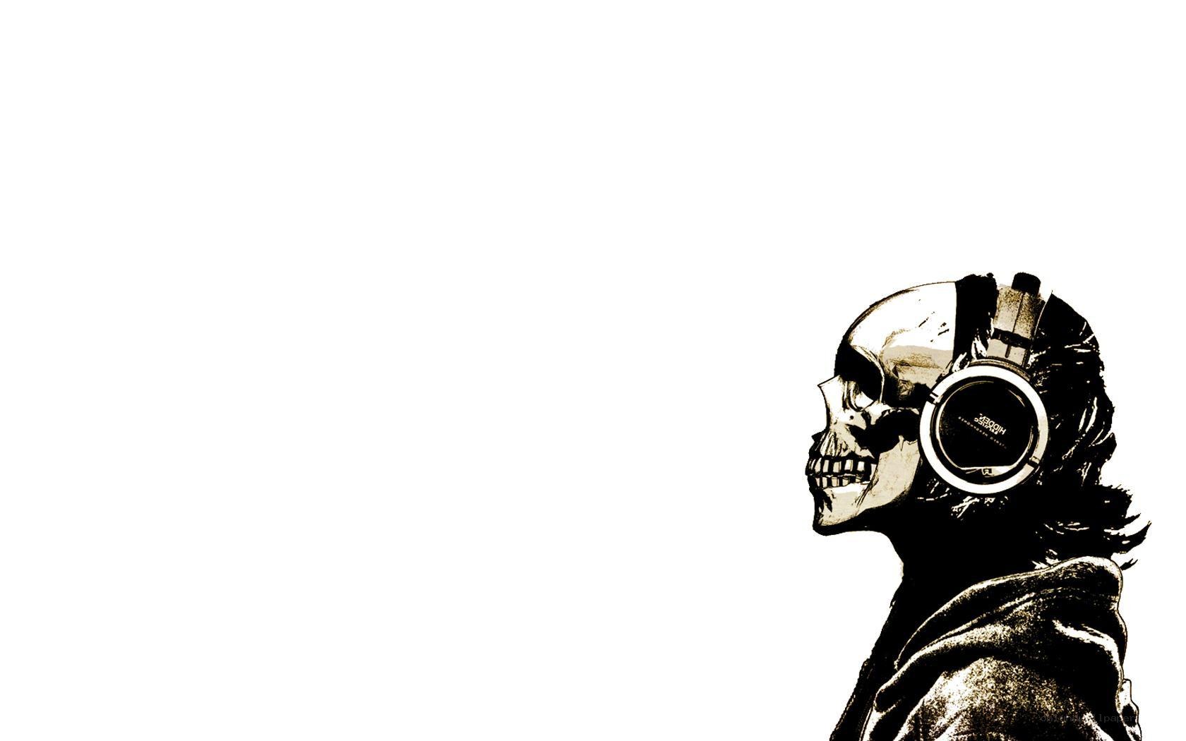 skull with headphones