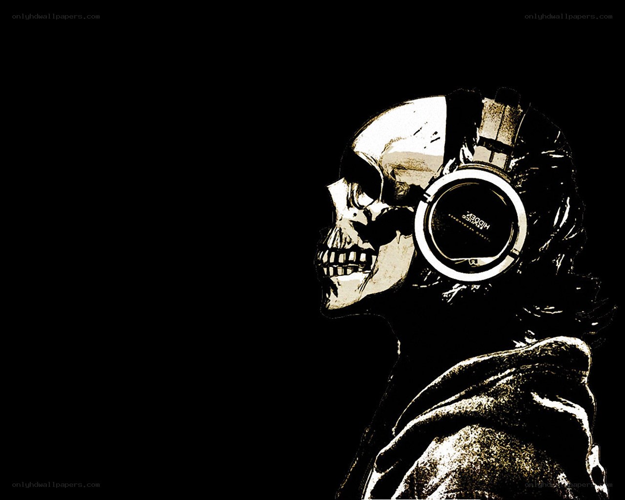 skull with headphones