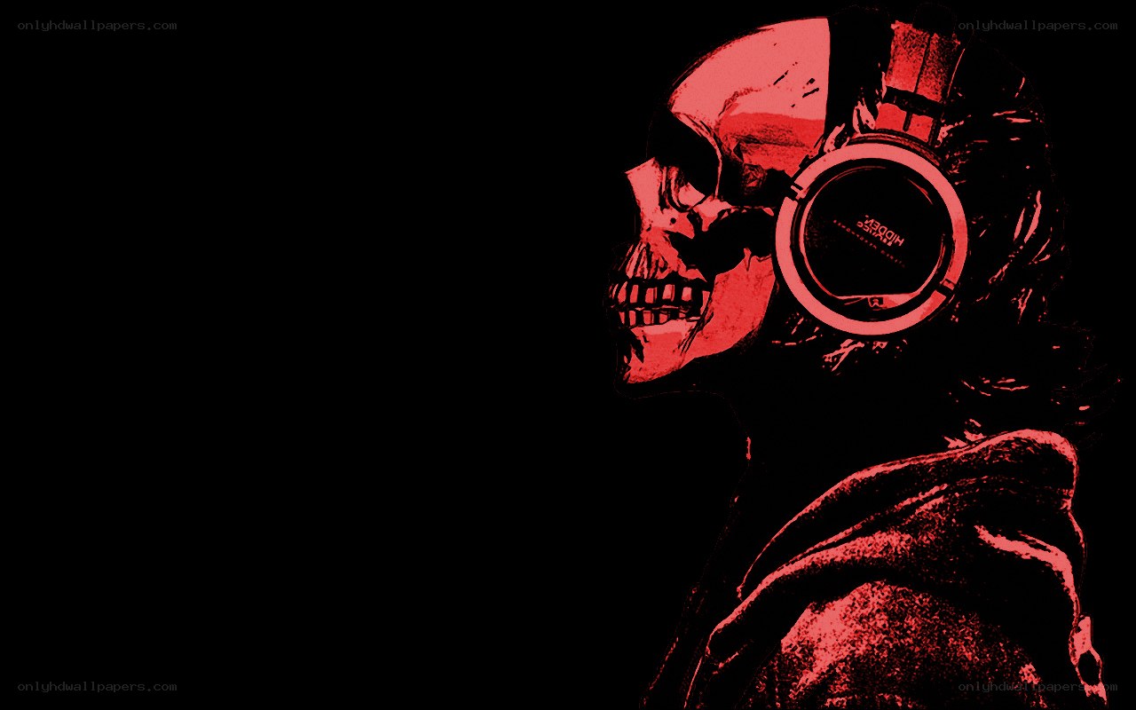 skull with headphones