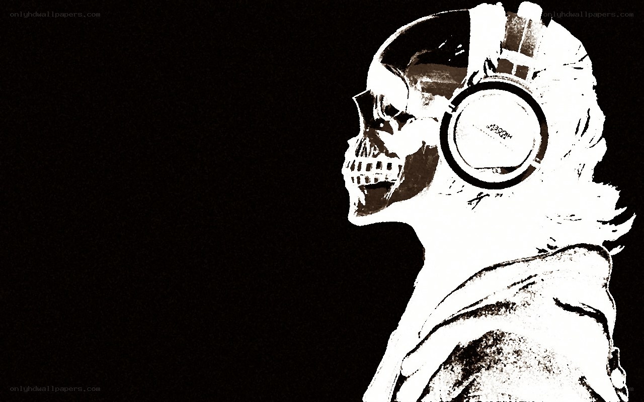 skull with headphones profile