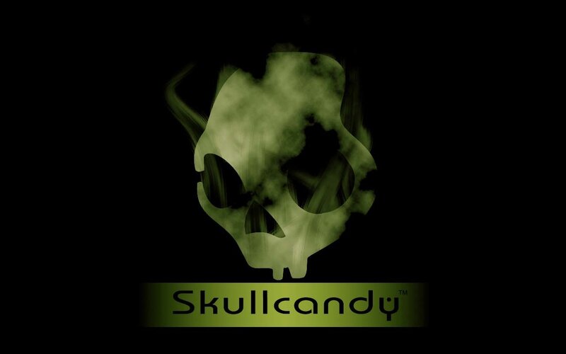 Skullcandy logo with green skull