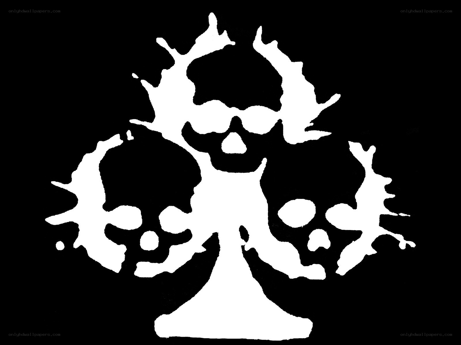 skulls in ink splatter design