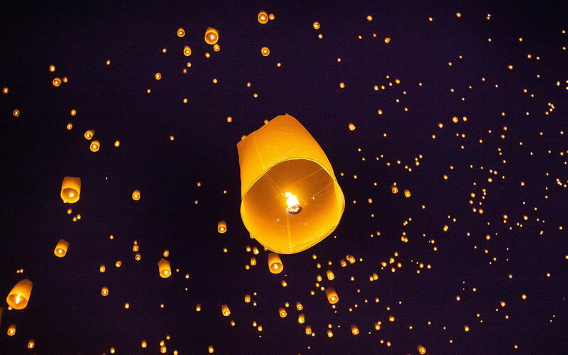 Sky Lanterns at Night — Black, Serene