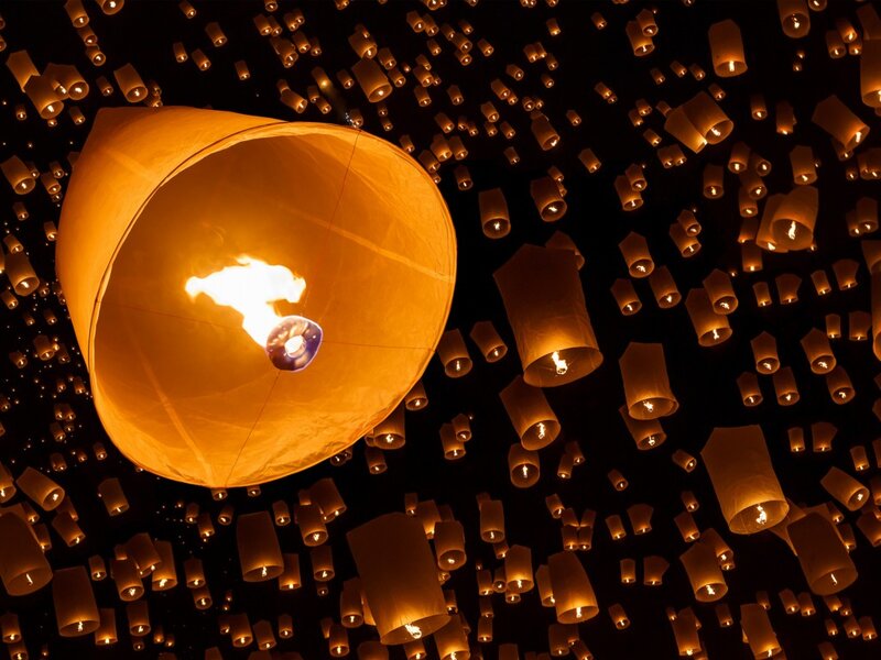 Sky Lanterns at Night — Orange, Serene