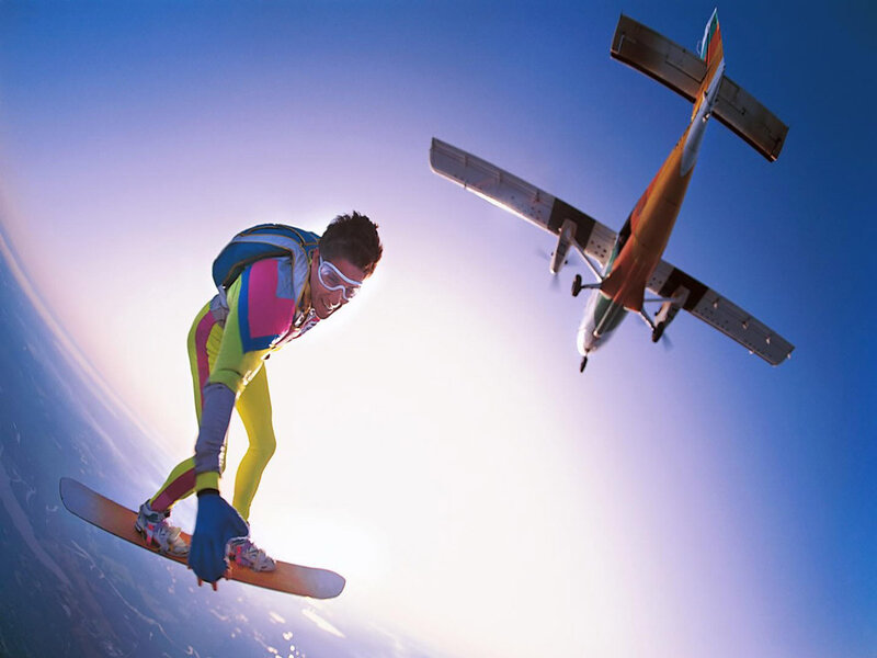 Skydiver with Snowboard — Blue