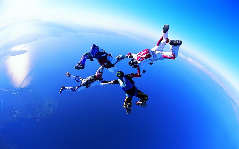 Skydivers in formation
