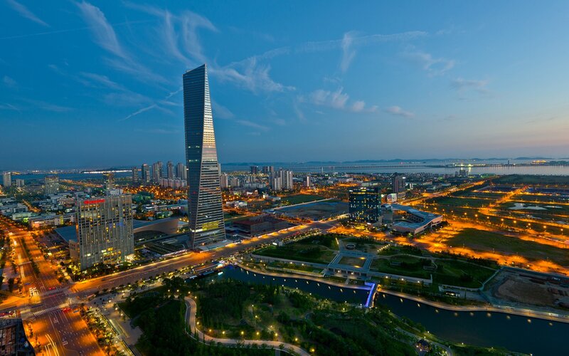 Skyscraper in City — Blue, Serene