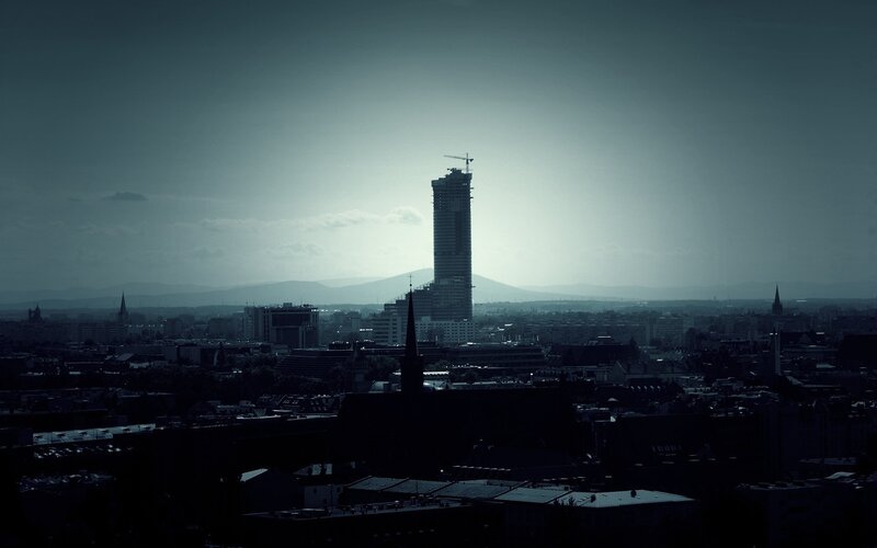 Skyscraper under Construction — Gray