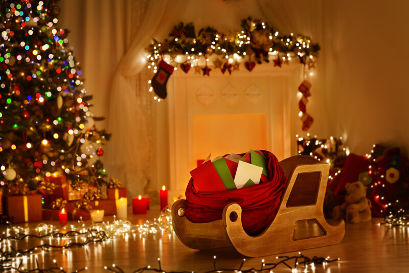 Sleigh Filled with Gifts — Red, Festive