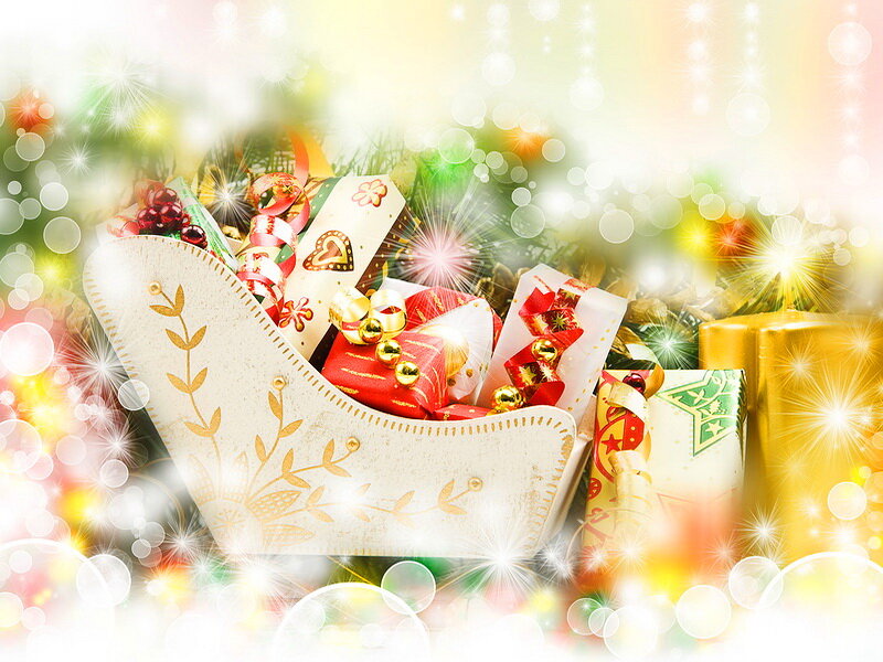 Sleigh Filled with Gifts — White