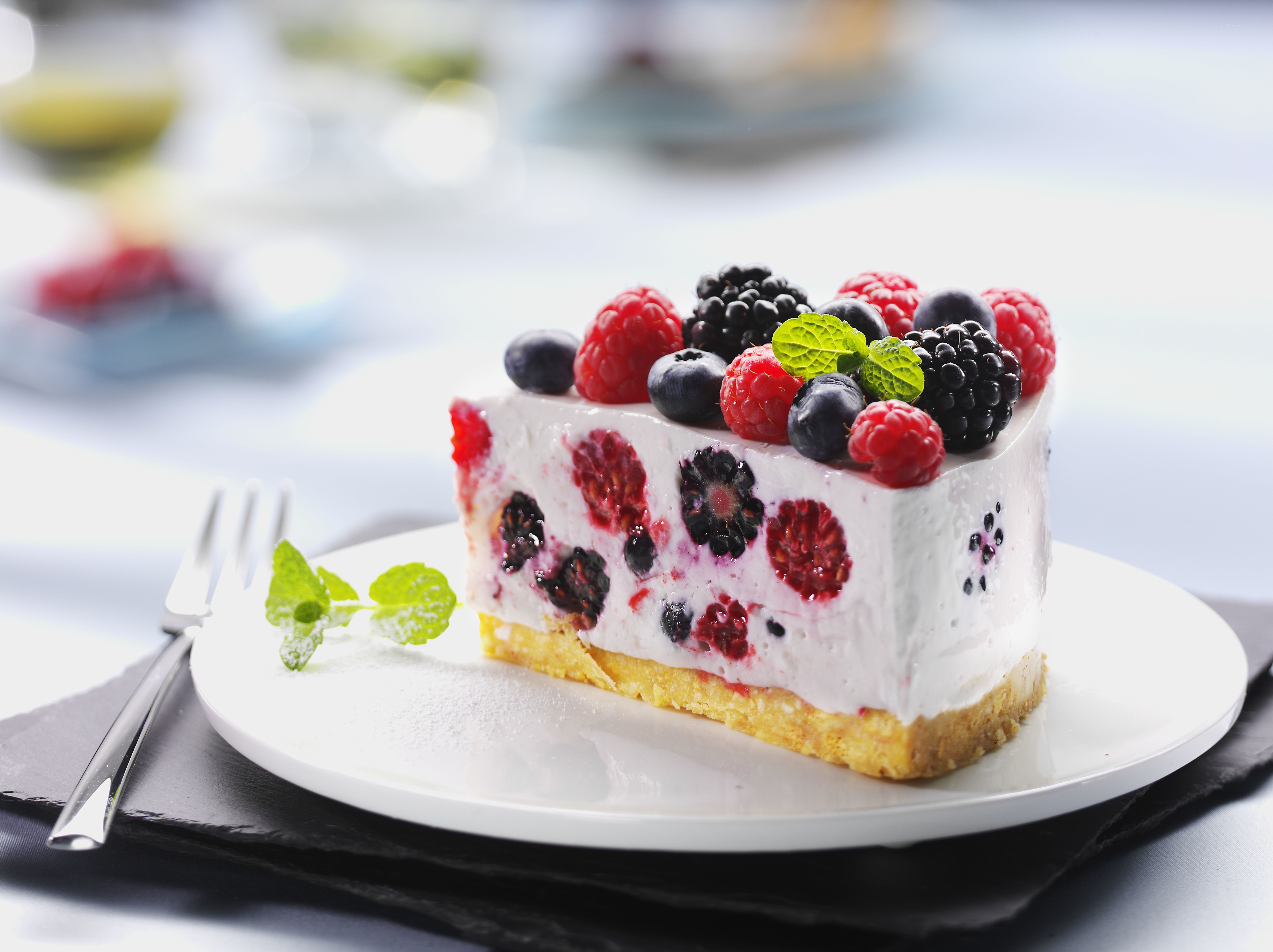 slice of berry cheesecake