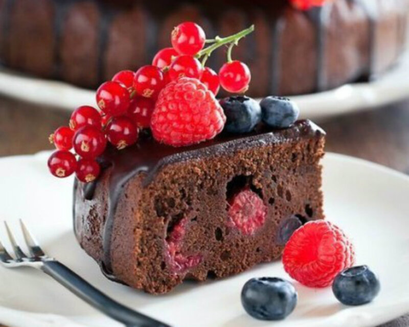 Slice of Chocolate Cake — Brown, Appetizing, Photograph, Berries, Raspberry