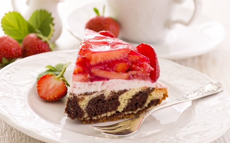 Slice of Strawberry Cake — White, Delicate, Morning