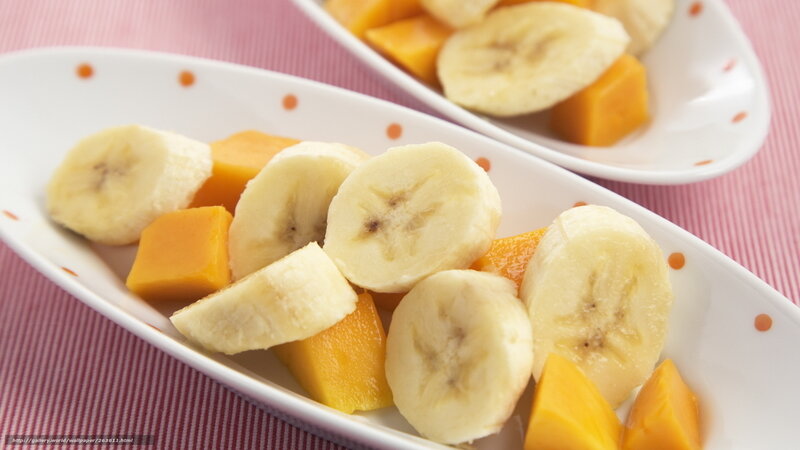 Sliced Bananas and Mango