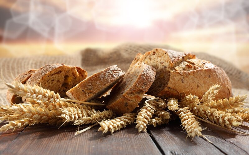 Sliced Bread with Wheat — Brown