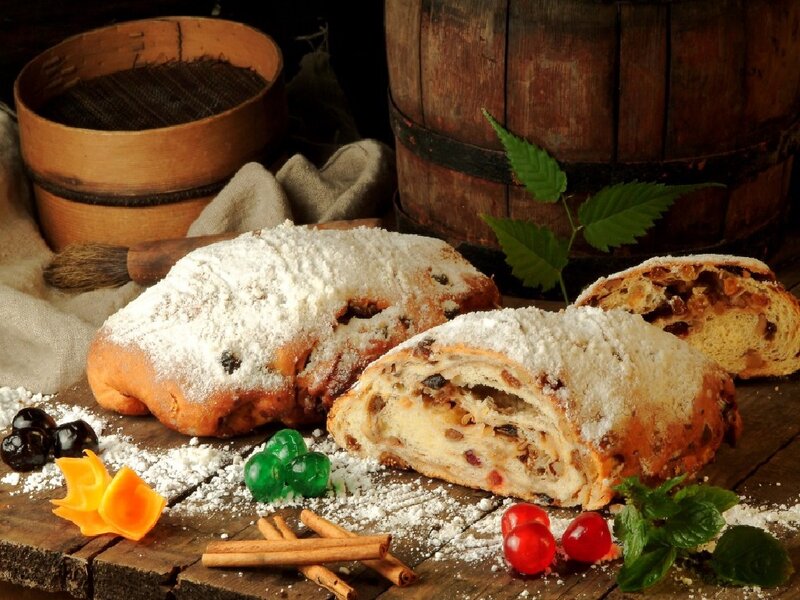 Sliced Fruit Bread — Brown