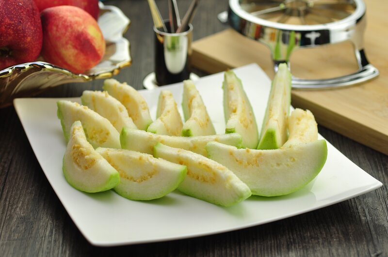 Sliced guavas on a plate