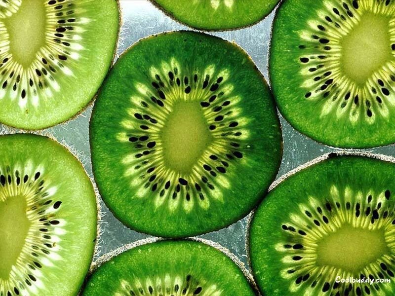 sliced kiwi fruit close-up