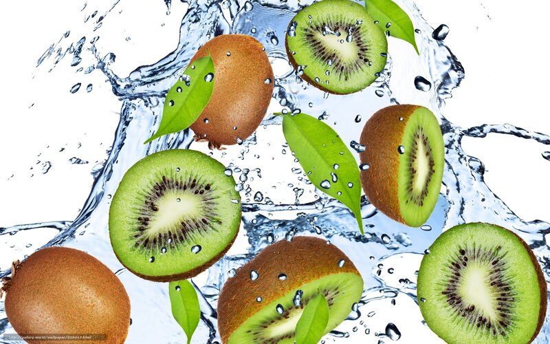 Sliced Kiwi Fruit — Green, Fresh, Photograph, Leaves