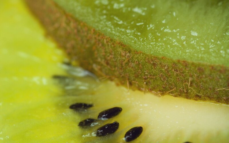 Sliced Kiwi Fruit — Green, Natural, Photograph