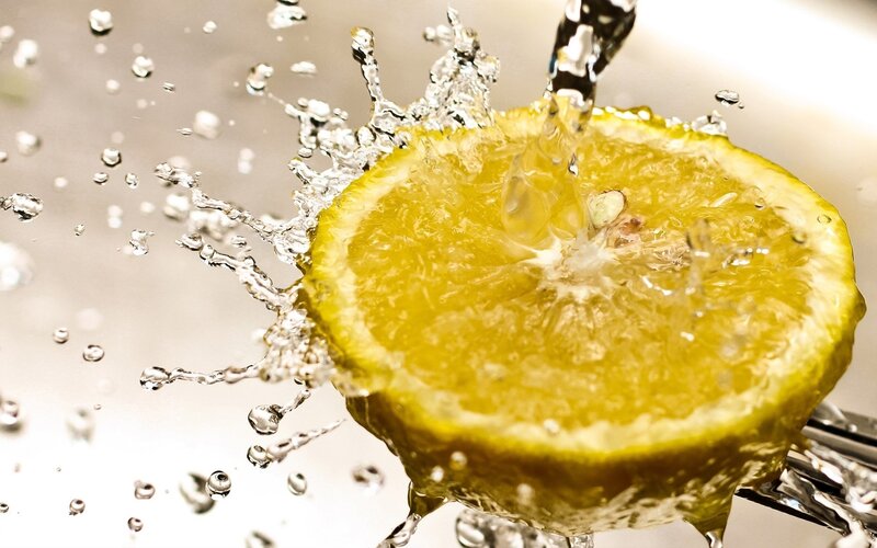 Sliced Lemon with Water Splash