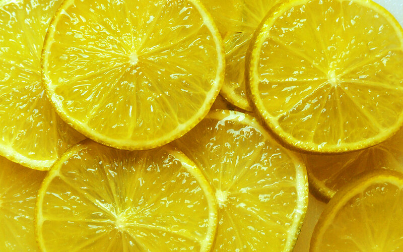 sliced lemons close-up