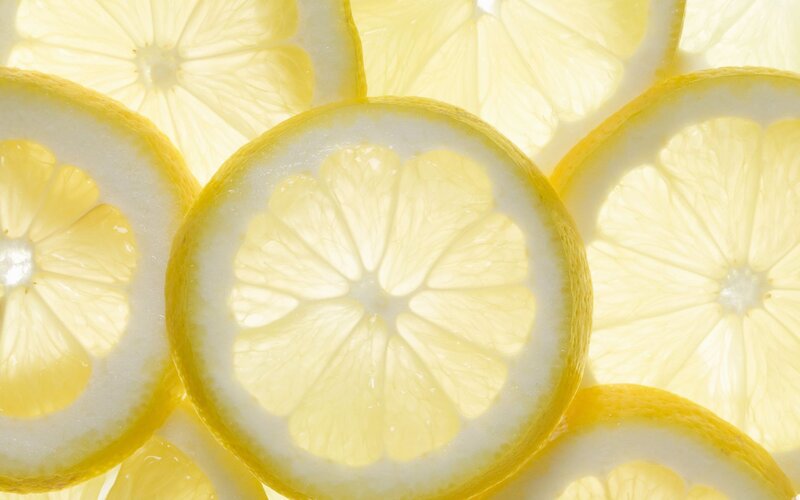sliced lemons close-up