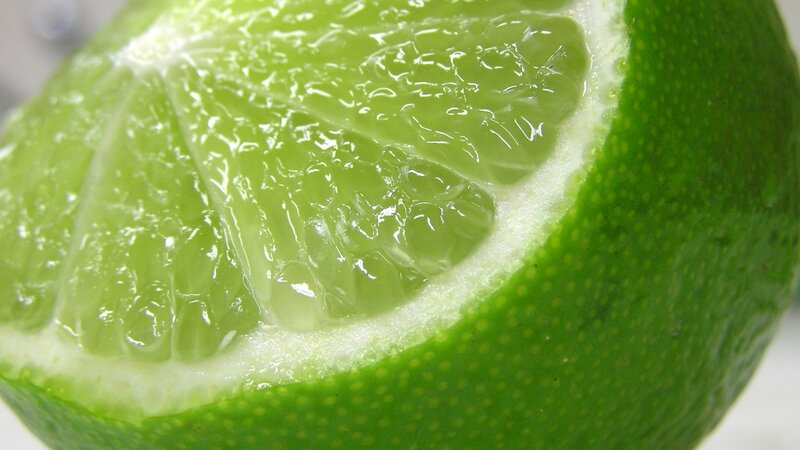 Sliced Lime Fruit — Green, Fresh, Photograph, Slice, Juice