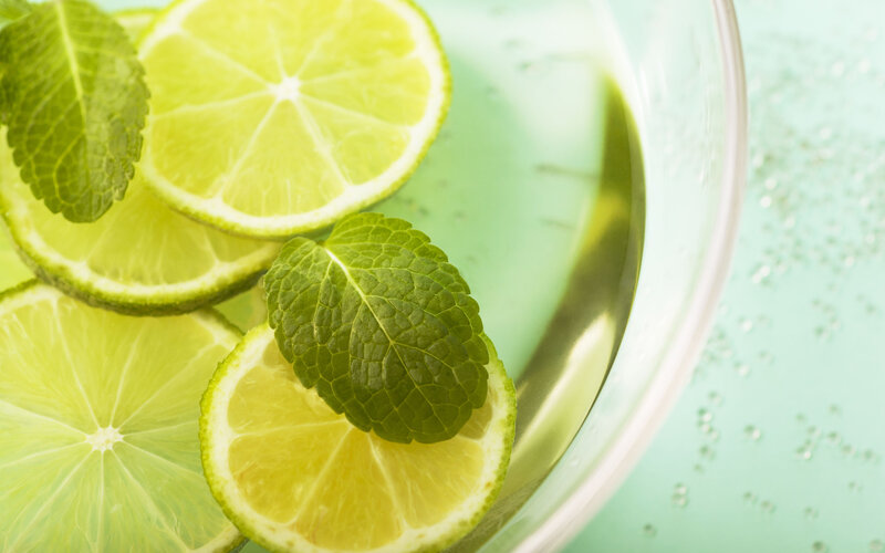 Sliced Limes and Mint