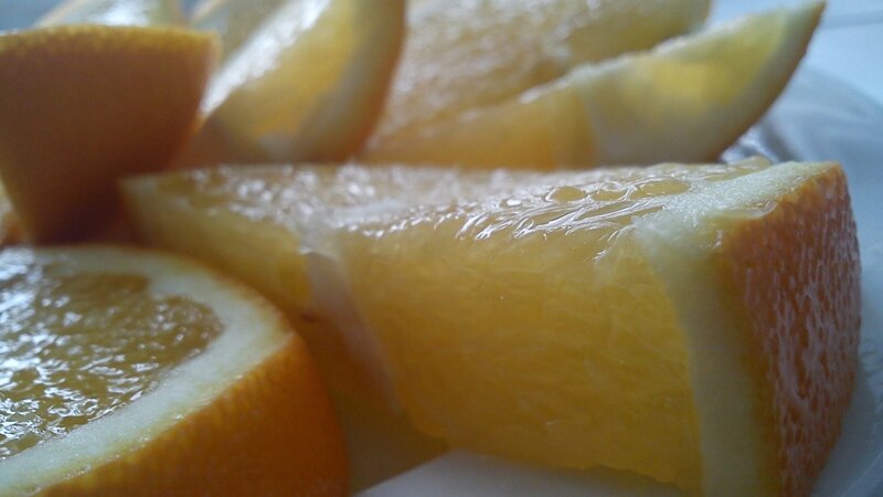 Sliced Oranges on Plate — Orange, Fresh