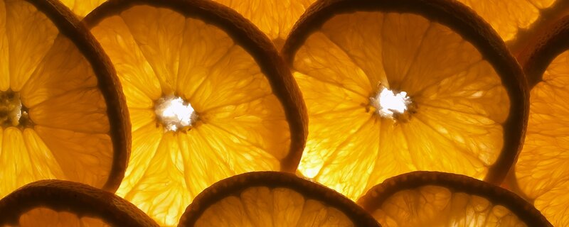 Sliced Oranges — Yellow