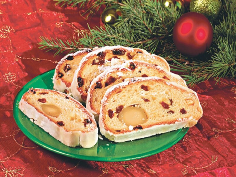 Sliced Stollen Bread — Red