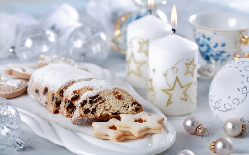 Sliced Stollen Cake — White, Festive